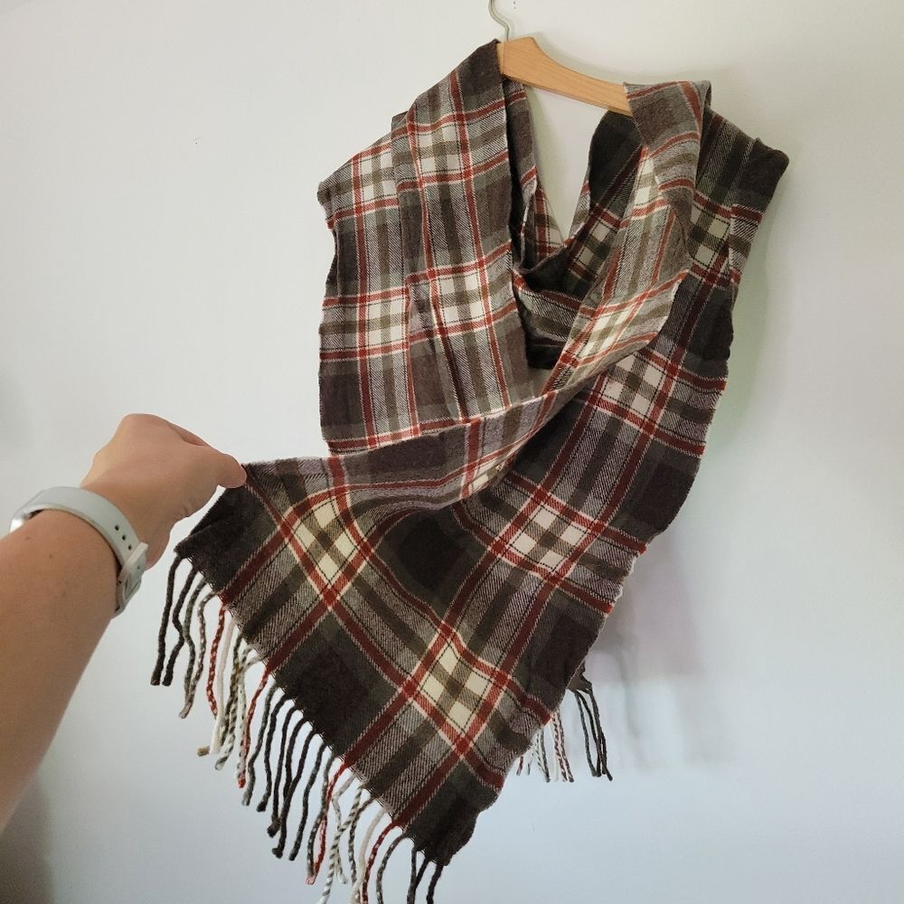 Pendleton Multicolor Plaid Wool Scarf Fringe Gree… - image 4